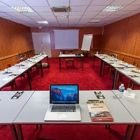 Brit'hotel Aquitaine 2* Estillac