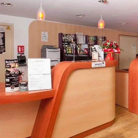 Brit Hotel Agen L Aquitaine Hotel Estillac