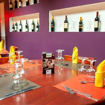 Brit'hotel Aquitaine Hotel Estillac