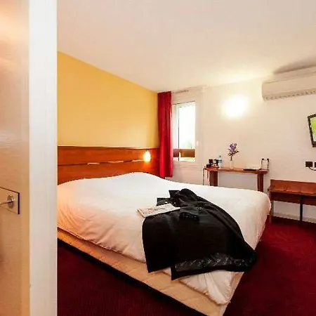 Brit Hotel Agen L Aquitaine