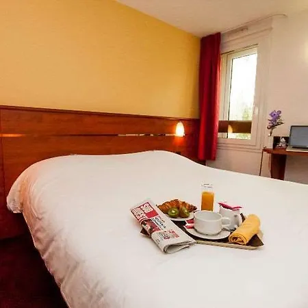 Brit Hotel Agen L Aquitaine 2* Estillac